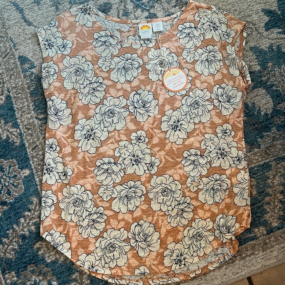 Lightweight linen top. NWOT